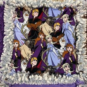 FROZEN Rag quilt